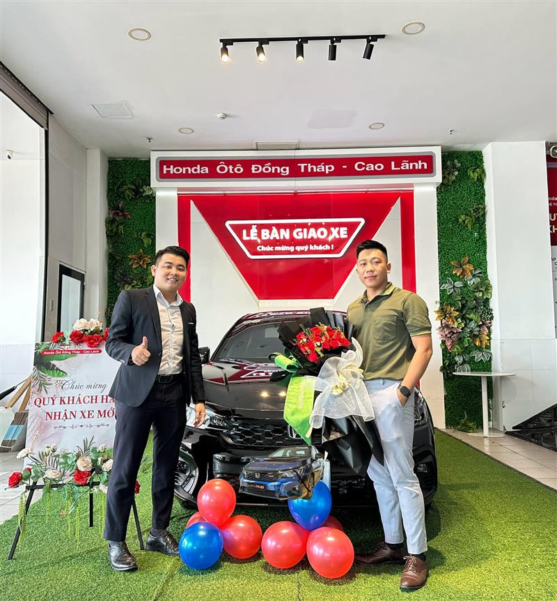 Bàn Giao Honda City Rs Xanh Về Với Anh Trai Dễ Thương Tại Cao Lãnh